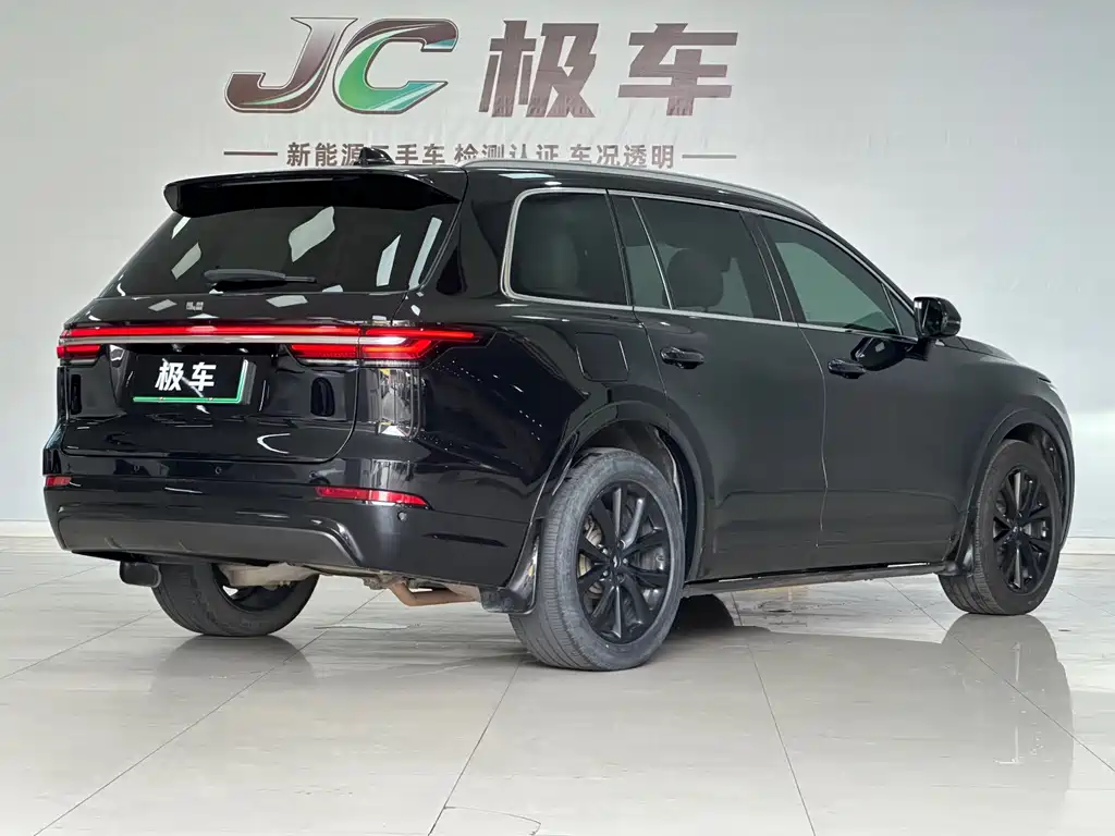 Li Auto Li ONE — миниатюра 10