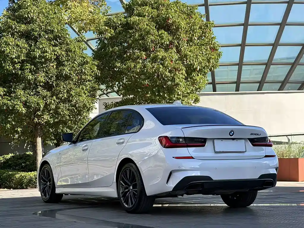 BMW 3 Series — миниатюра 7