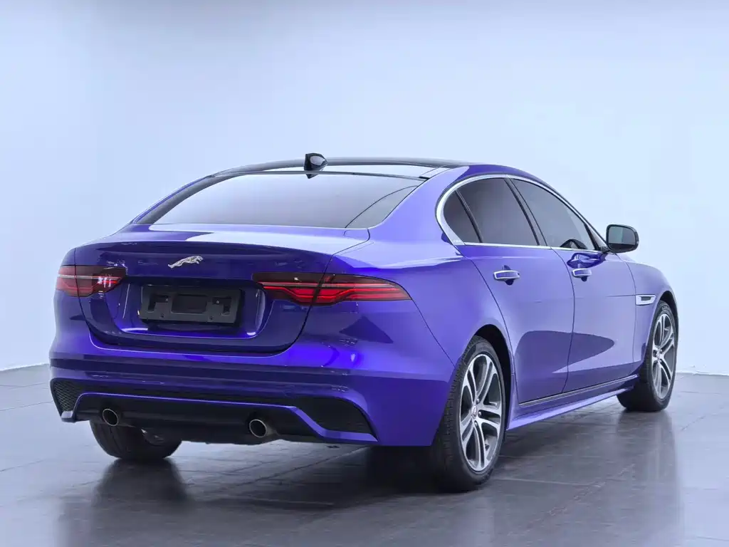 Jaguar XEL 2021 2.0T 200PS R-DYNAMIC Sport