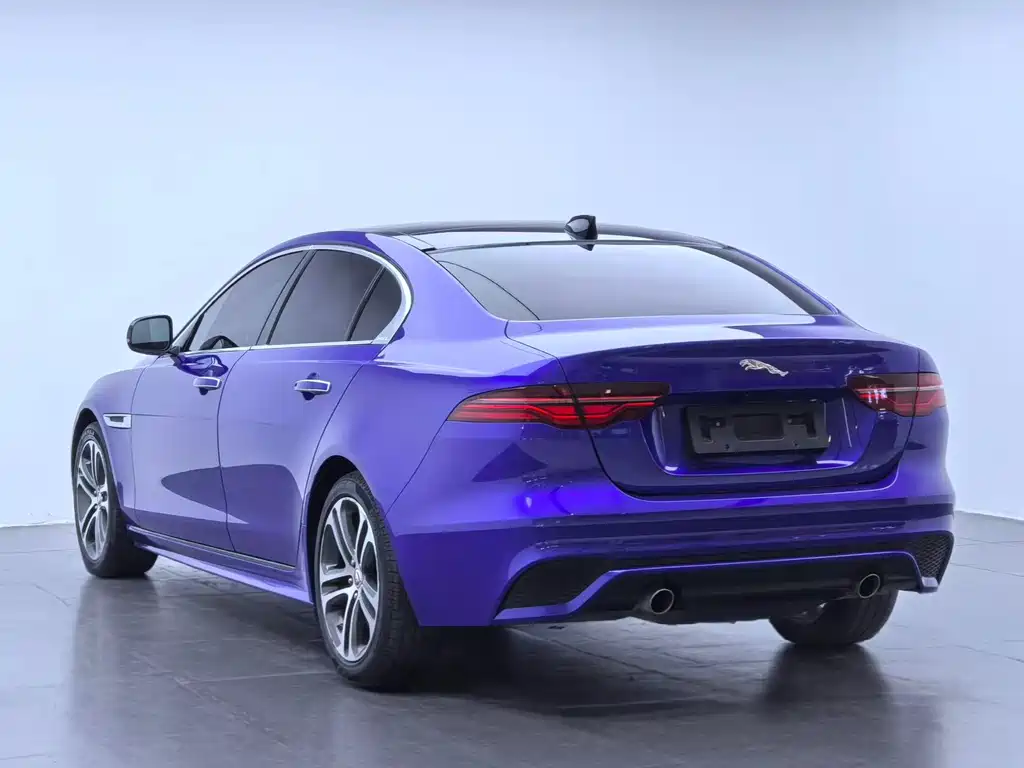 Jaguar XEL 2021 2.0T 200PS R-DYNAMIC Sport