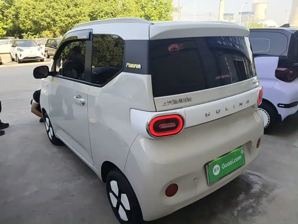 Wuling MINIEV — миниатюра 5