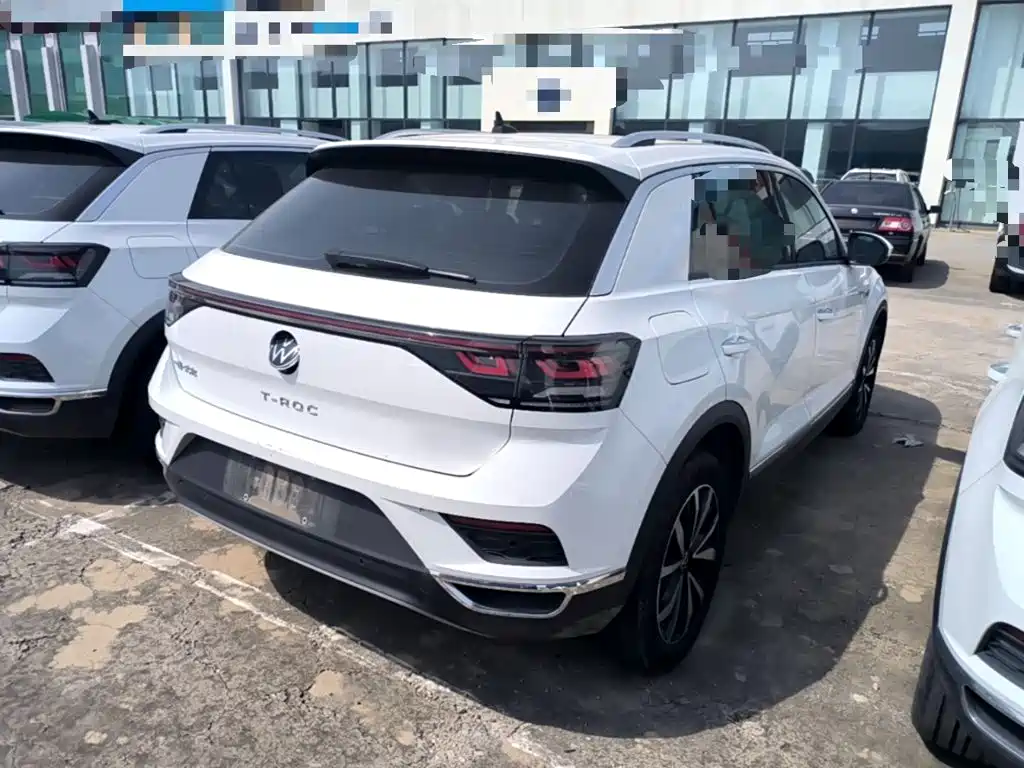 Volkswagen T-Roc — миниатюра 7