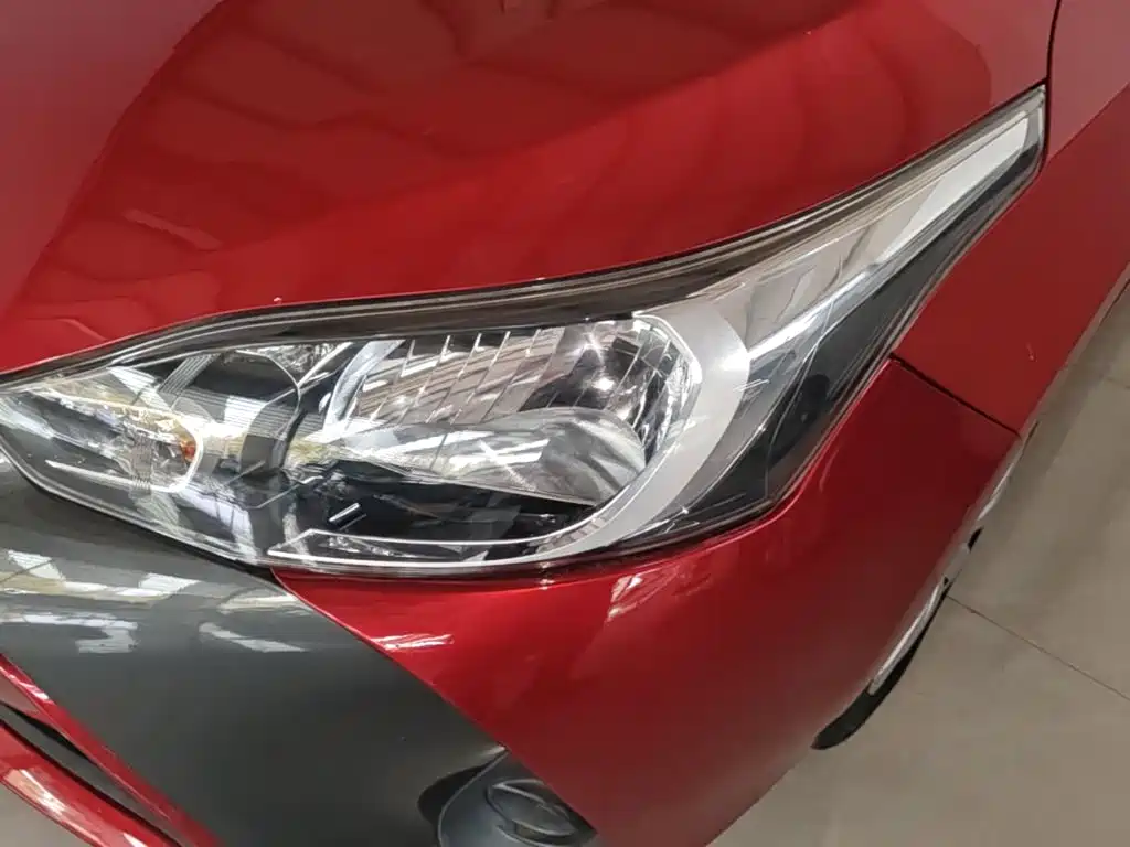 Toyota Yaris L — миниатюра 24