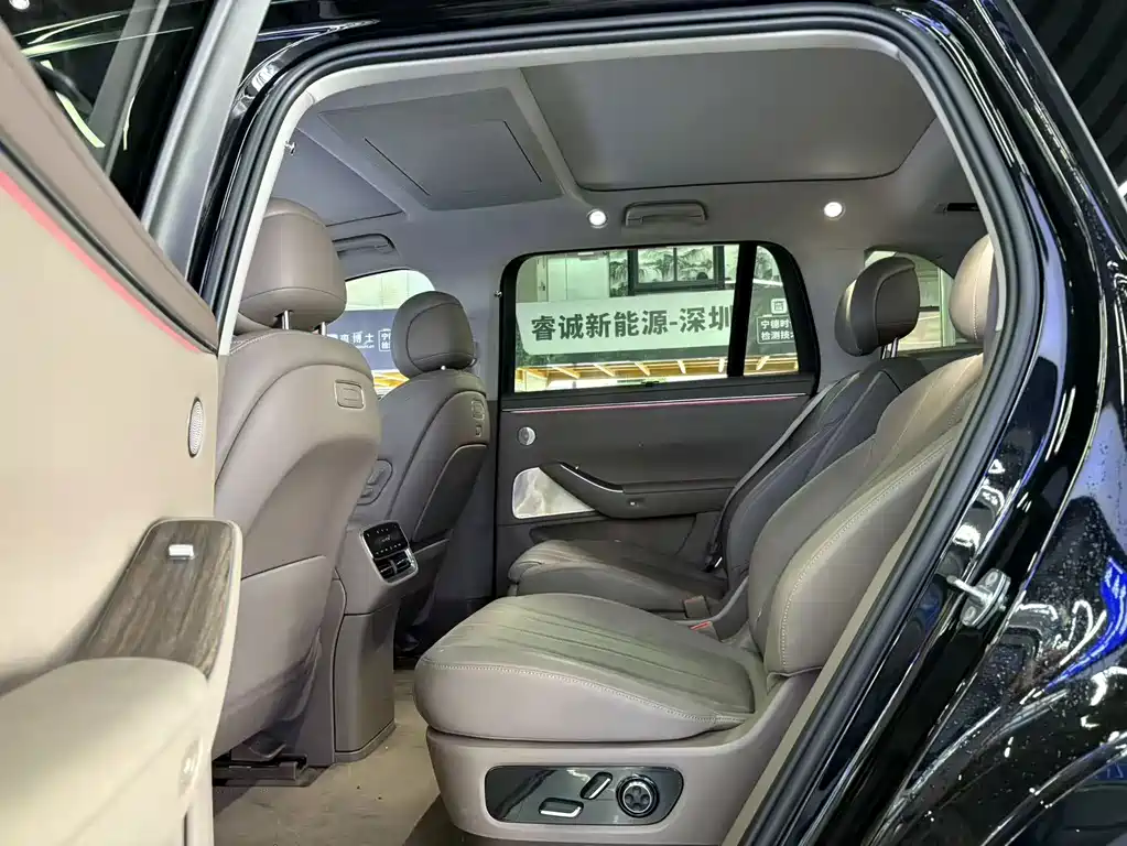 AITO AITO M7 — миниатюра 17