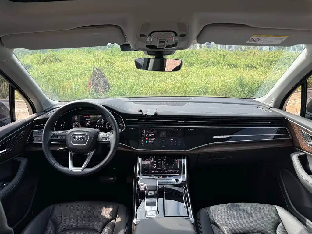 Audi Q7 — миниатюра 9