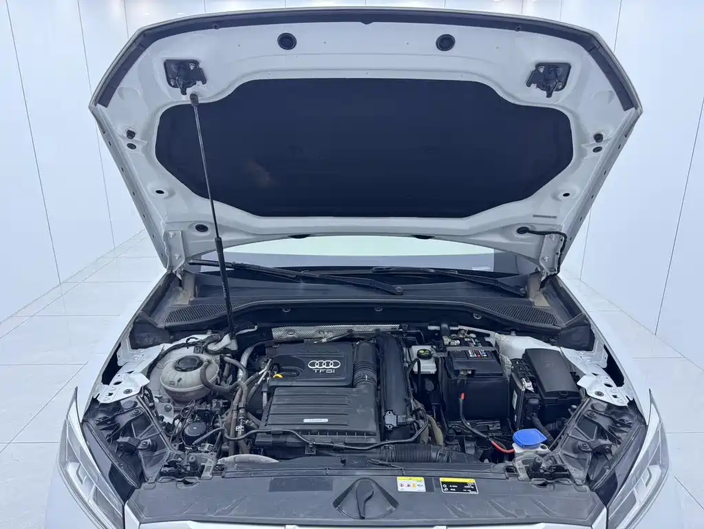 Audi Q2L — миниатюра 13