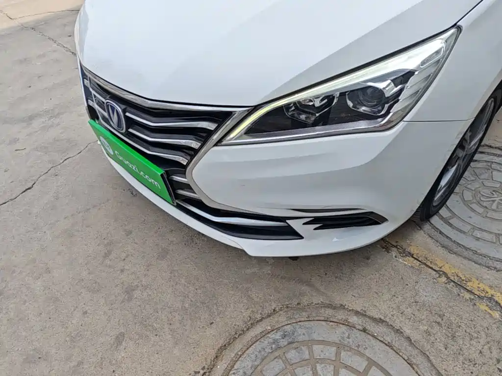 Changan Eado DT — миниатюра 24