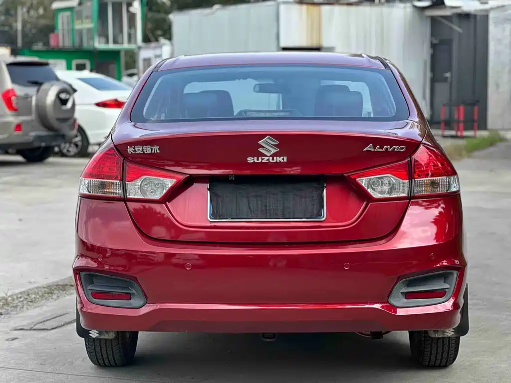 Suzuki Alivio — миниатюра 9