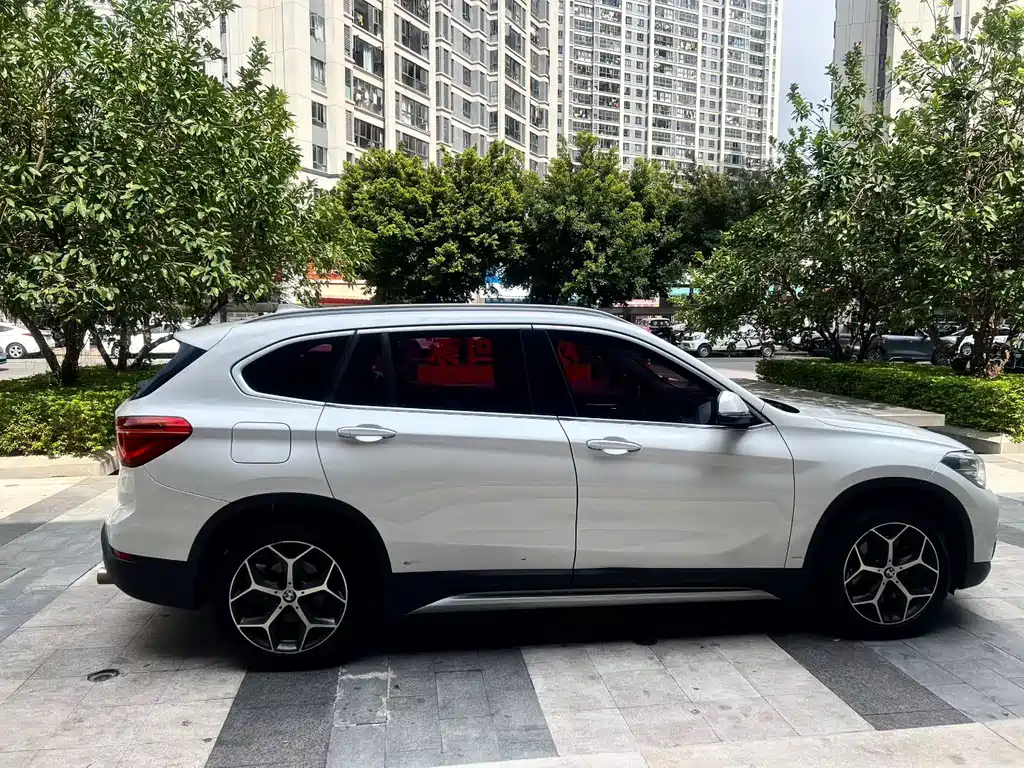 BMW X1 — миниатюра 7