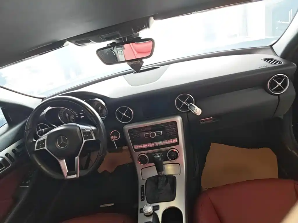 Mercedes-Benz SLK-Class — миниатюра 10
