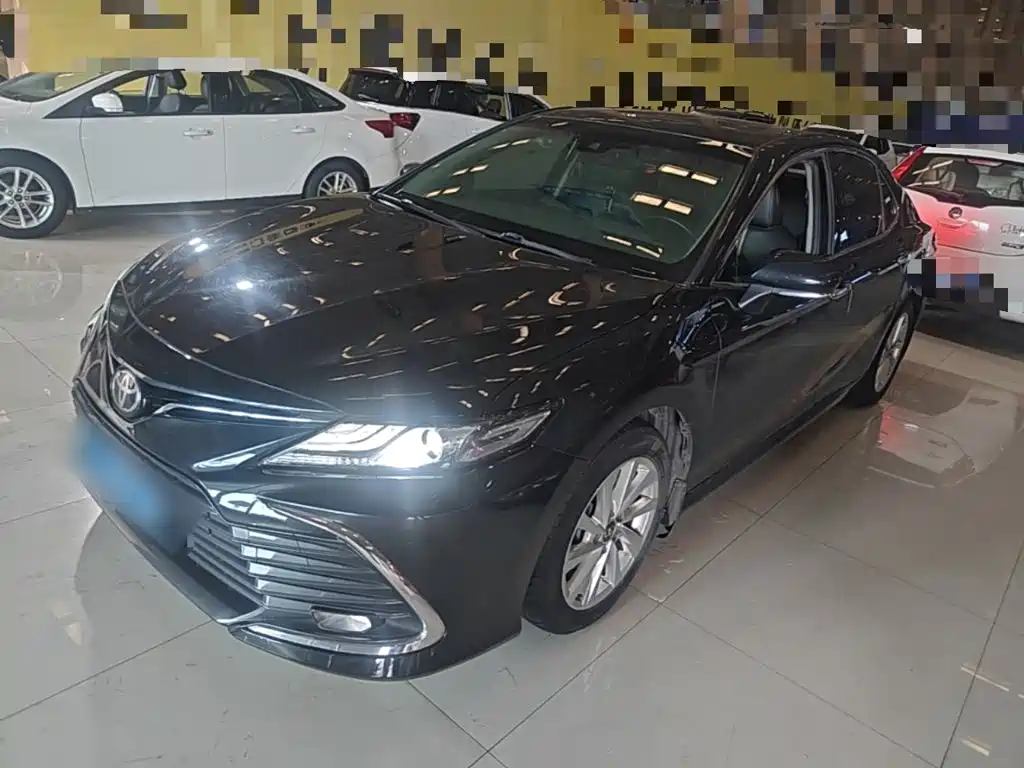 Toyota Camry — миниатюра 2