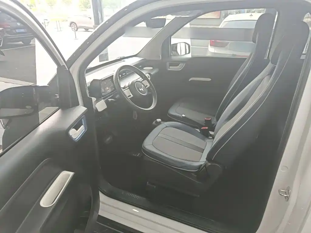 Wuling MINIEV — миниатюра 16