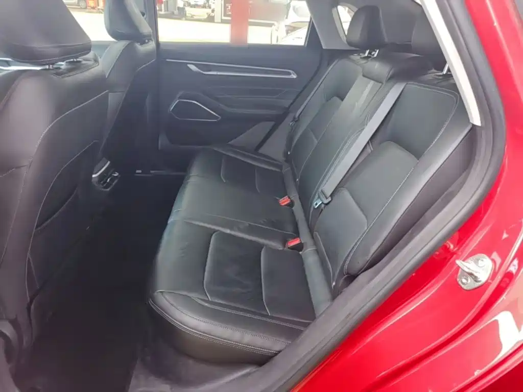 Geely Emgrand — миниатюра 17