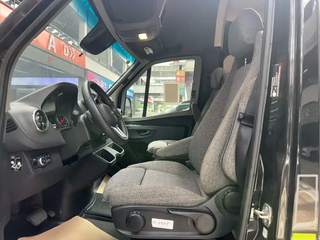 Mercedes-Benz Sprinter — миниатюра 3