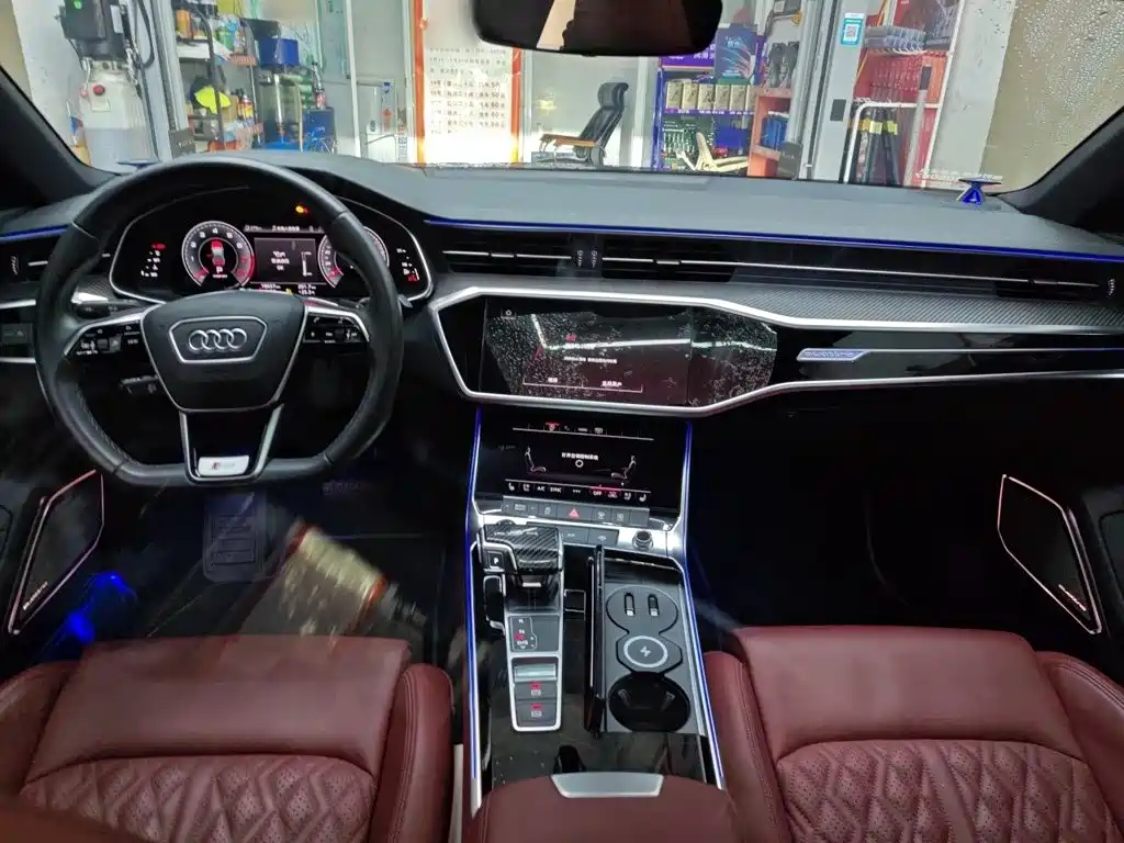 Audi A7L — миниатюра 13