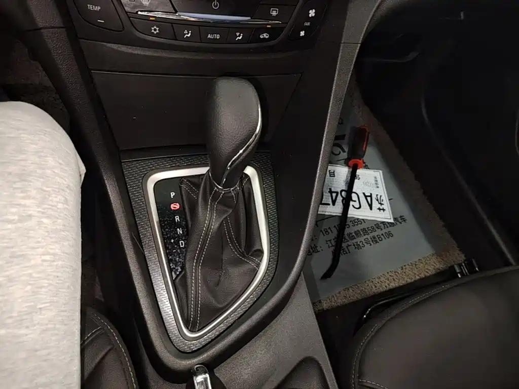 Buick Excelle — миниатюра 14