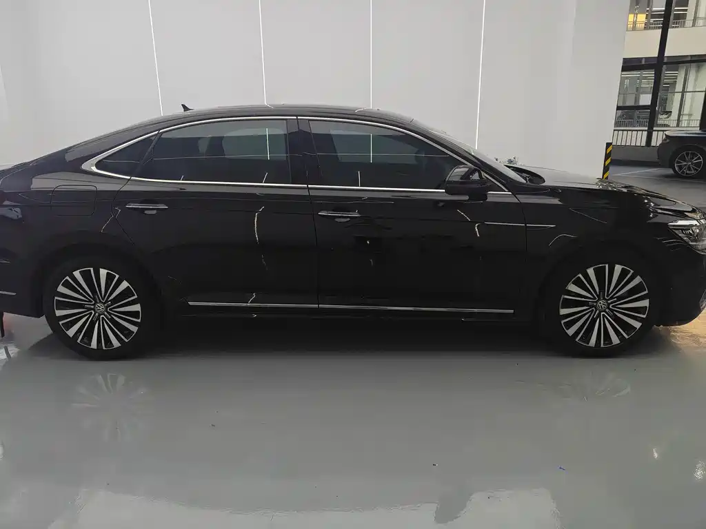Volkswagen Passat — миниатюра 4