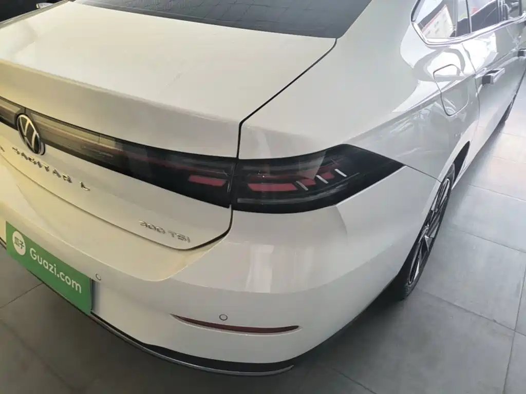 Volkswagen Sagitar — миниатюра 8