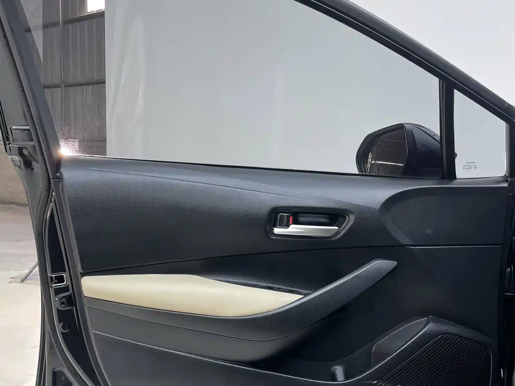 Toyota Corolla — миниатюра 14