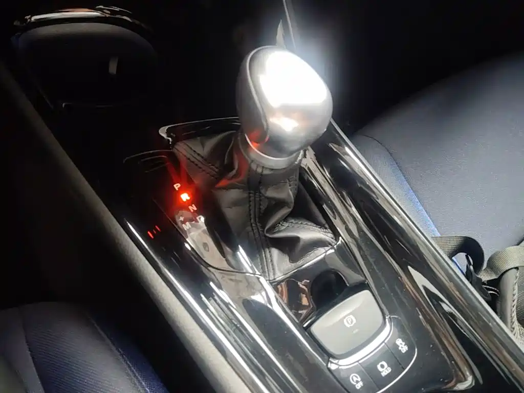 Toyota C-HR — миниатюра 14