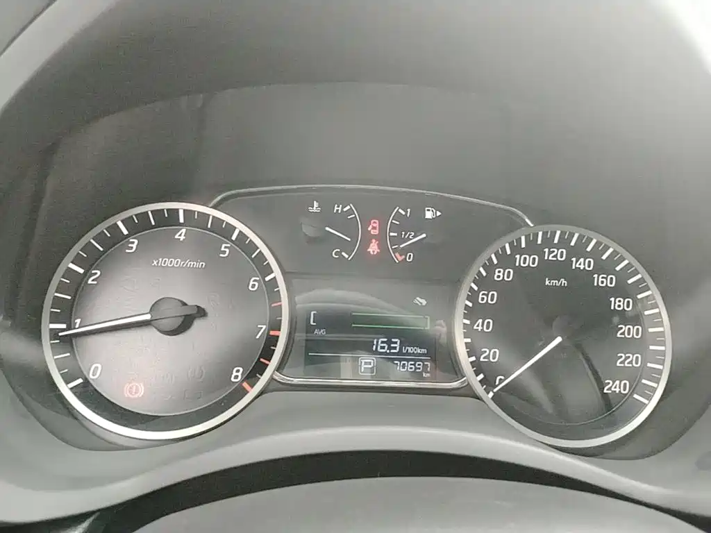 Nissan Sylphy — миниатюра 12