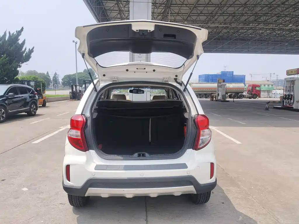 Changan CX20 1.4L IMT Sunroof Navigation Edition China IV, фото 17