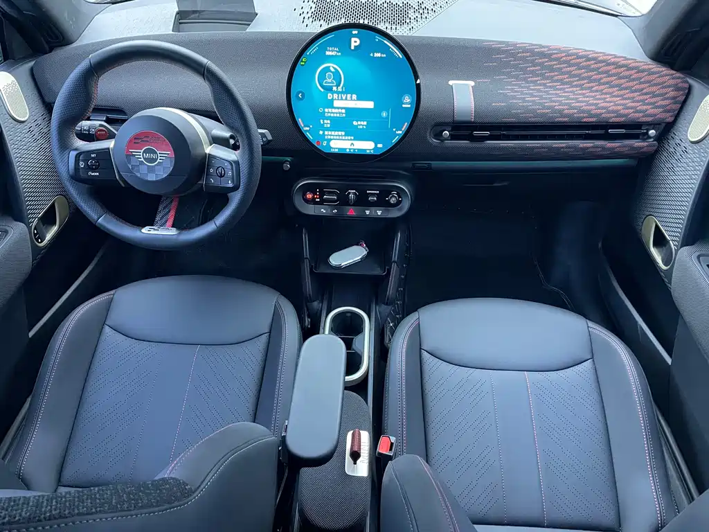 MINI MINI JCW EV — миниатюра 6