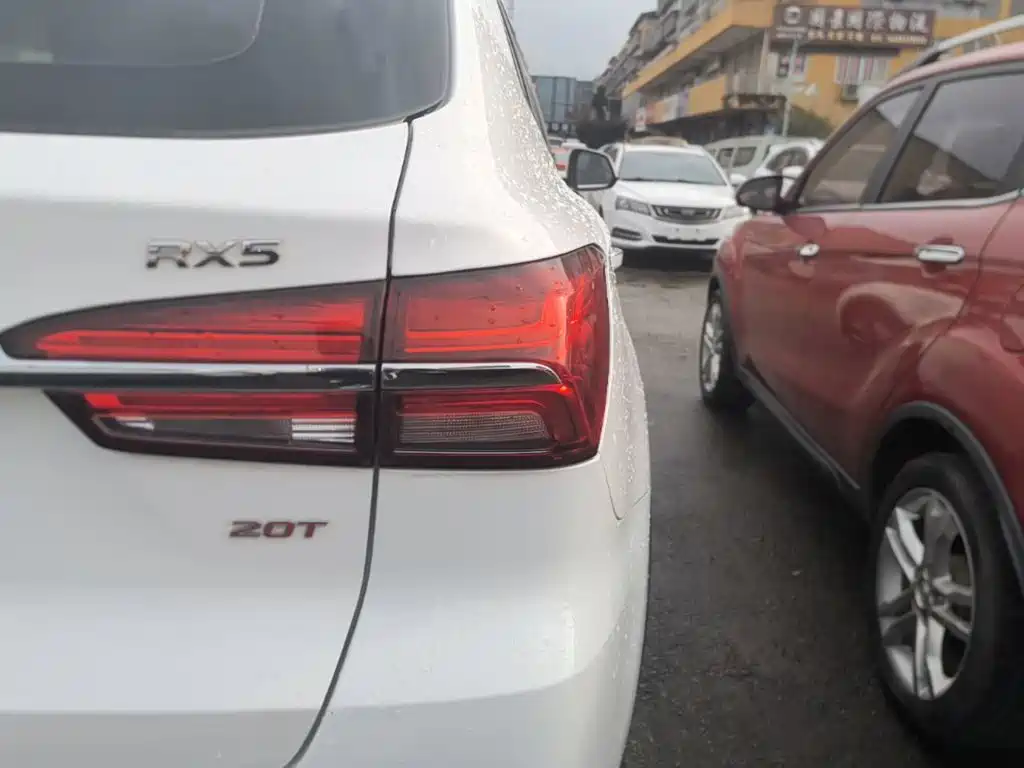 Roewe RX5 — миниатюра 8