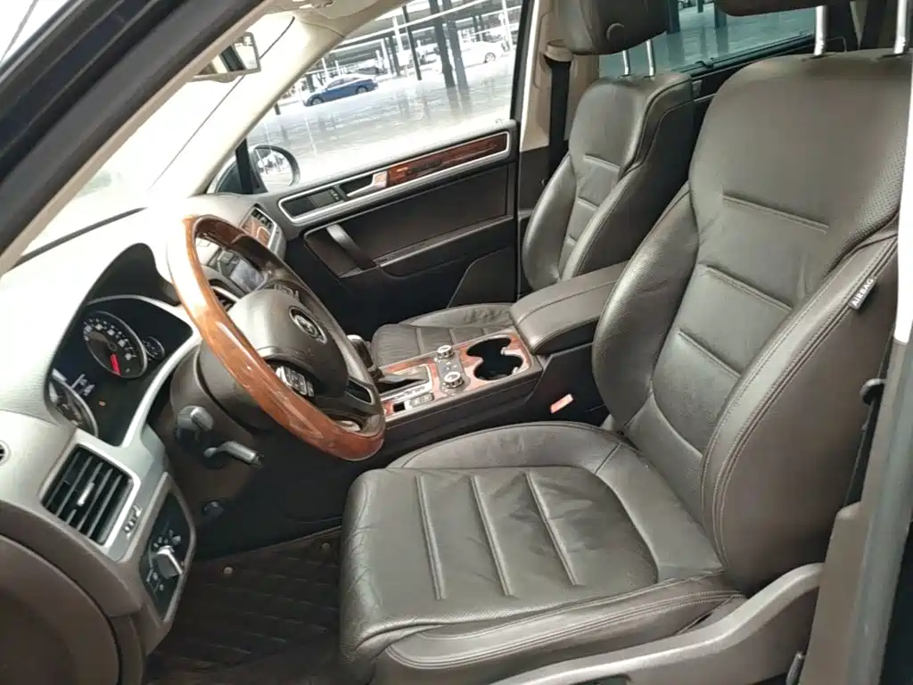 Volkswagen Touareg — миниатюра 15