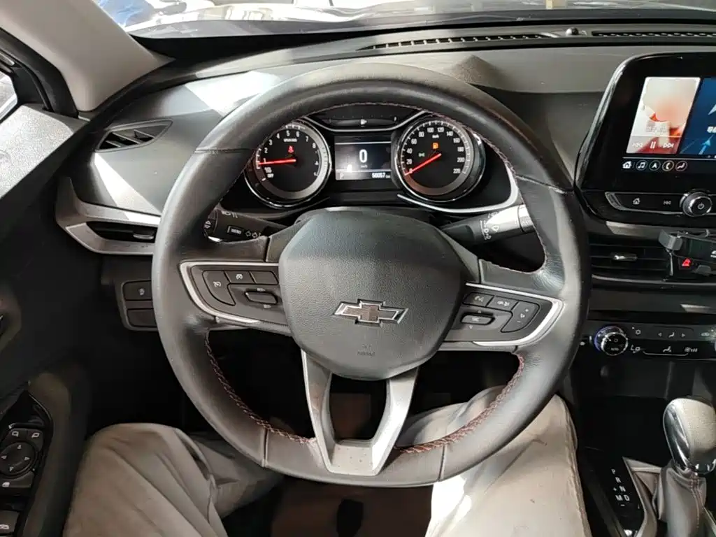 Chevrolet Volando — миниатюра 11