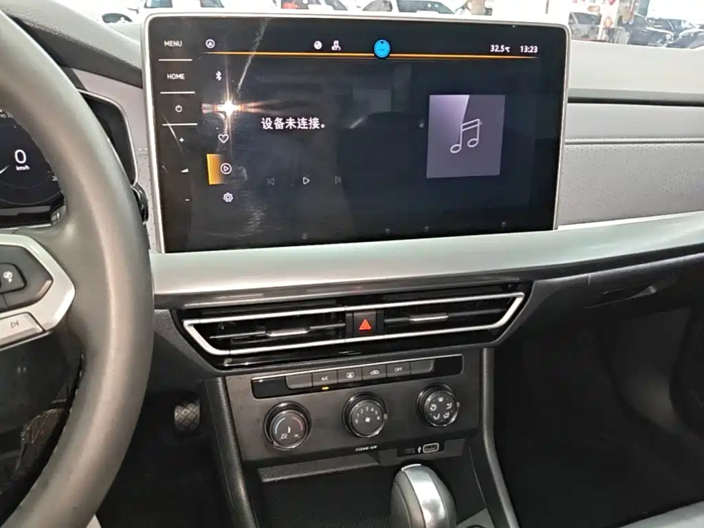 Volkswagen Lavida — миниатюра 13