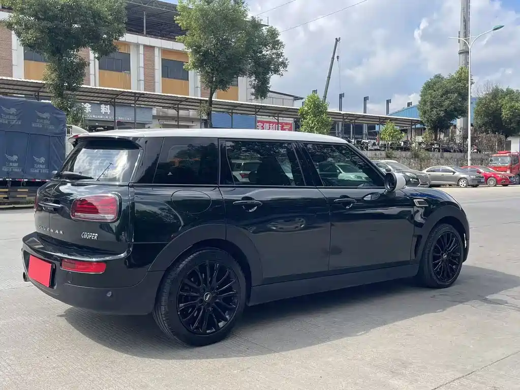 MINI Mini Clubman — миниатюра 9