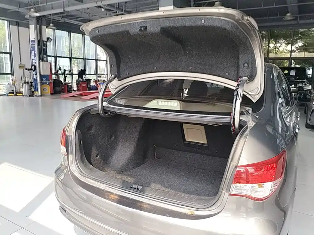 Nissan Sylphy — миниатюра 19