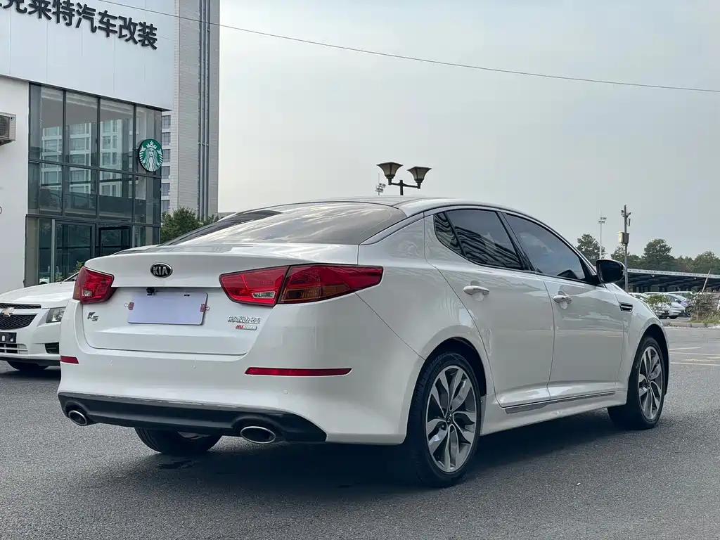 Kia K5 — миниатюра 16