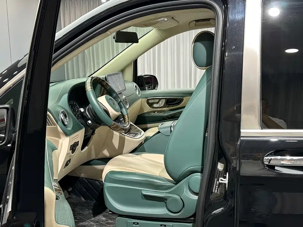 Mercedes-Benz Vito — миниатюра 10