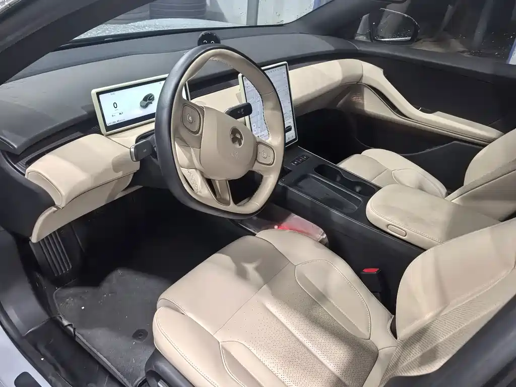 NIO ET5T — миниатюра 2