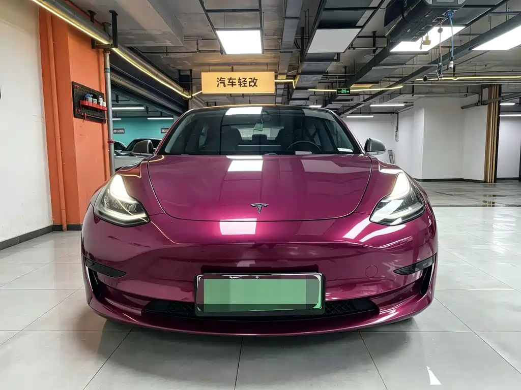 Tesla Model 3 — миниатюра 2