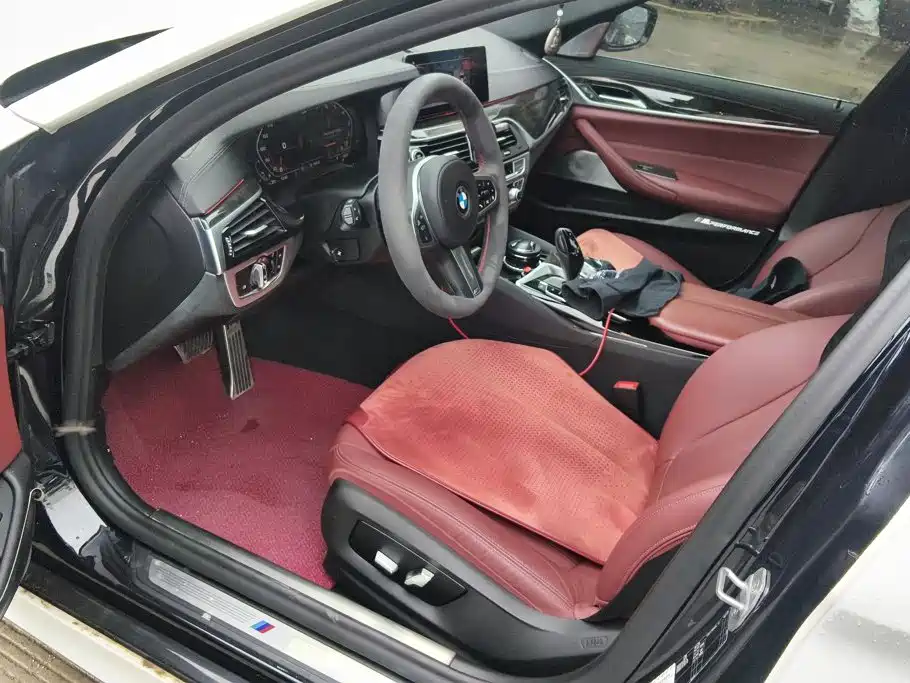 BMW 5 Series — миниатюра 9