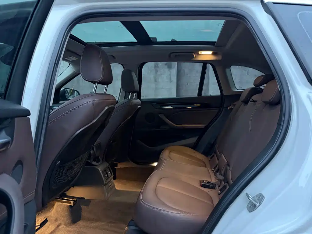 BMW X1 — миниатюра 6
