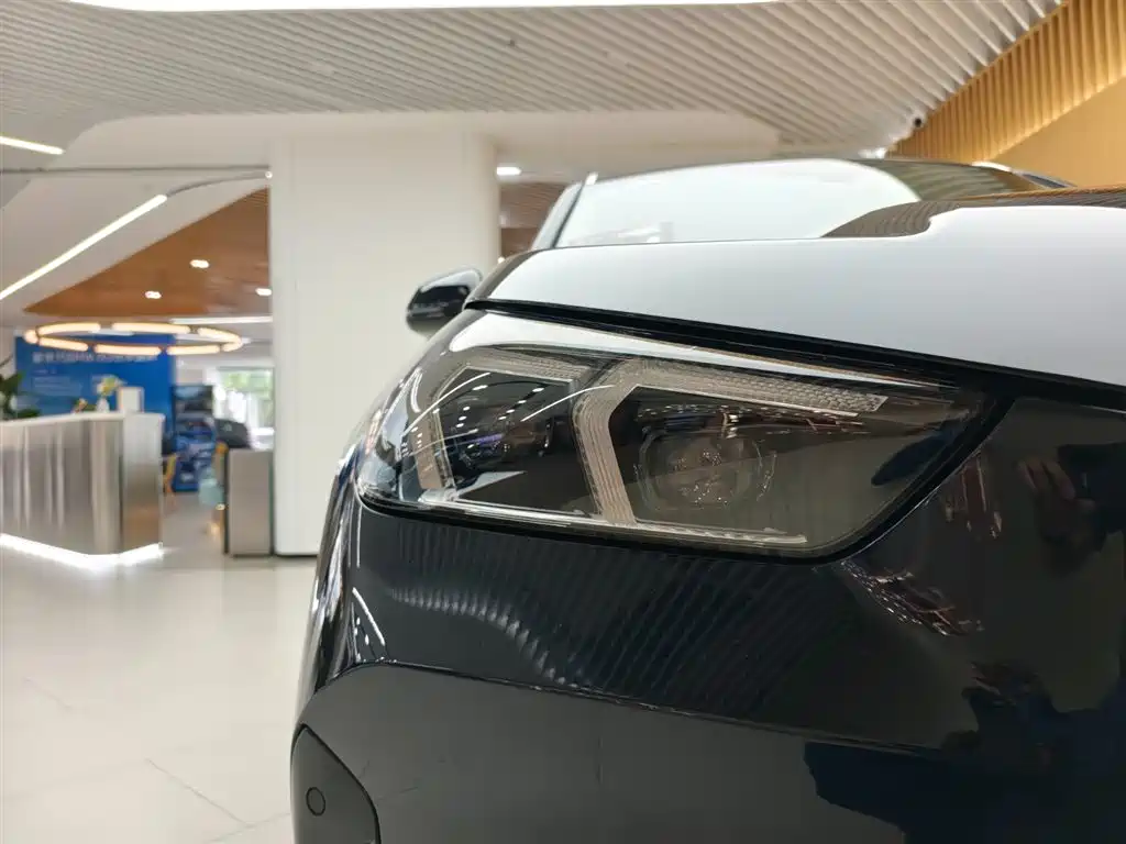 BMW X1 — миниатюра 11