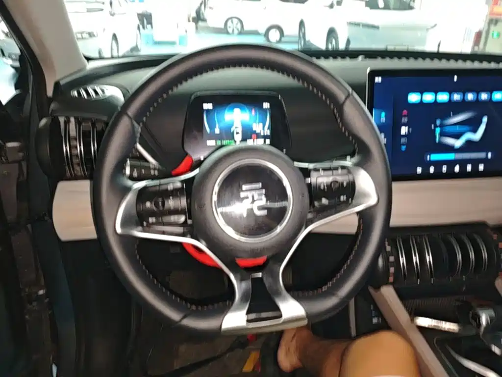 BYD Yuan Plus — миниатюра 11