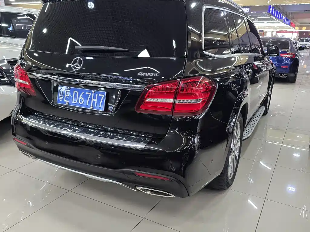 MERCEDES-BENZ GLS