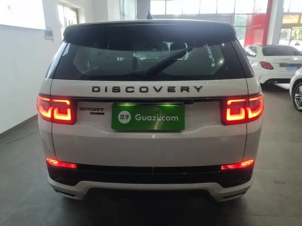 Land Rover Discovery Sport — миниатюра 6