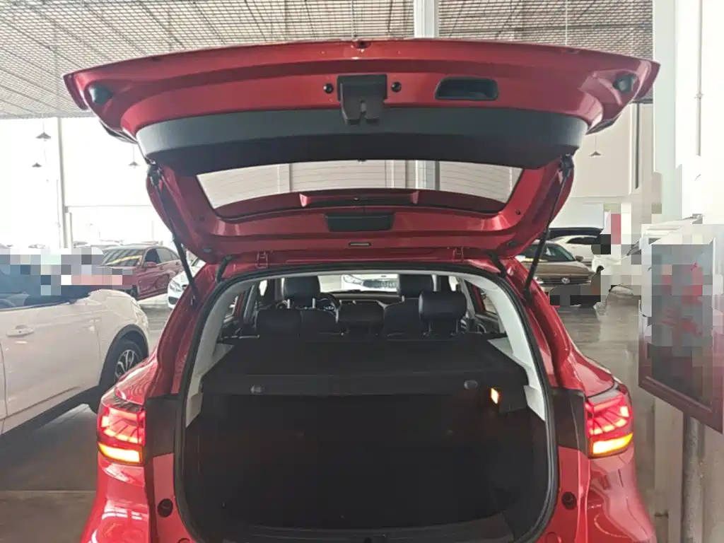 MG ZS — миниатюра 19