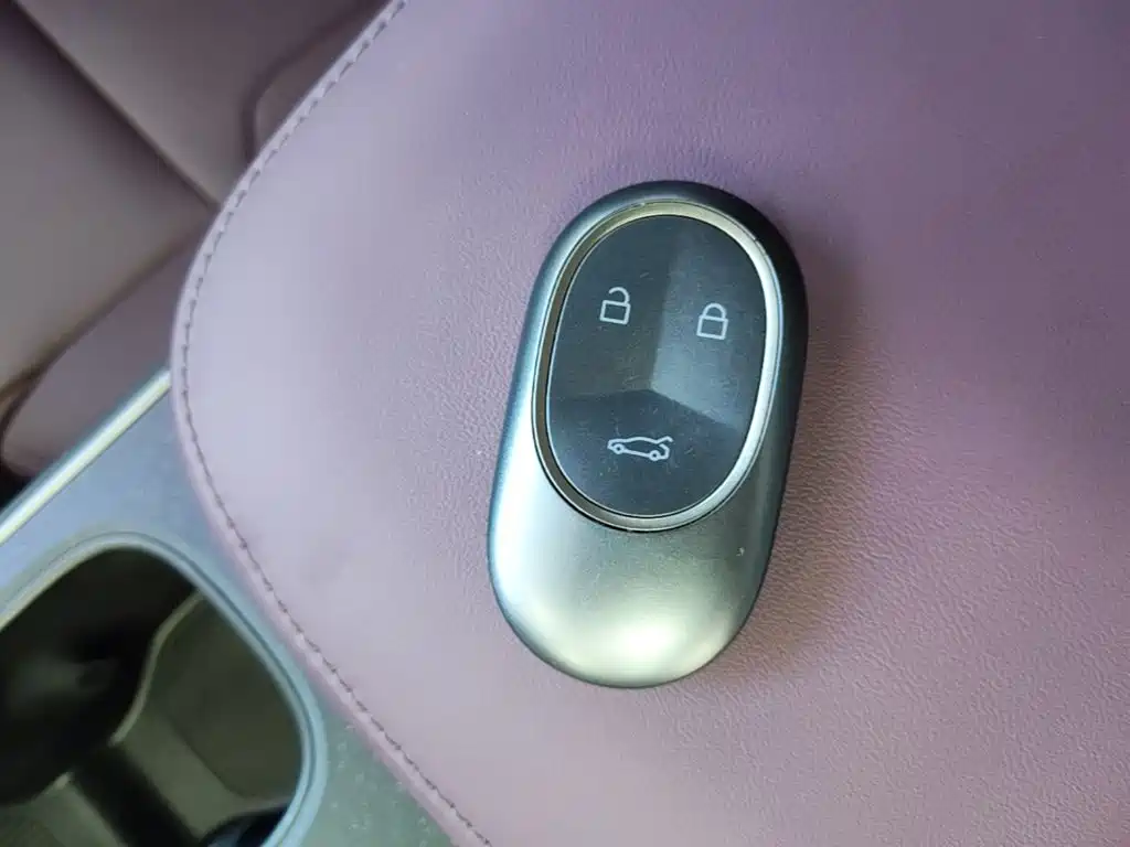 NIO ET5T — миниатюра 9