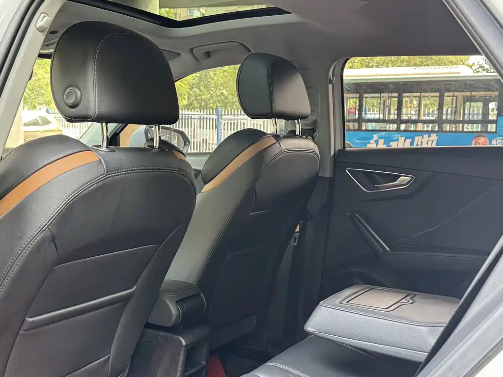 Audi Q2L — миниатюра 13