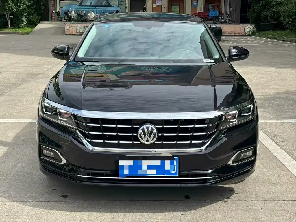 Volkswagen Passat 2019 330TSI Elite VI