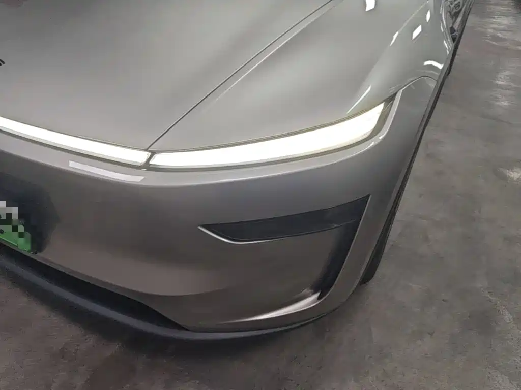 Tesla Model Y L — миниатюра 24