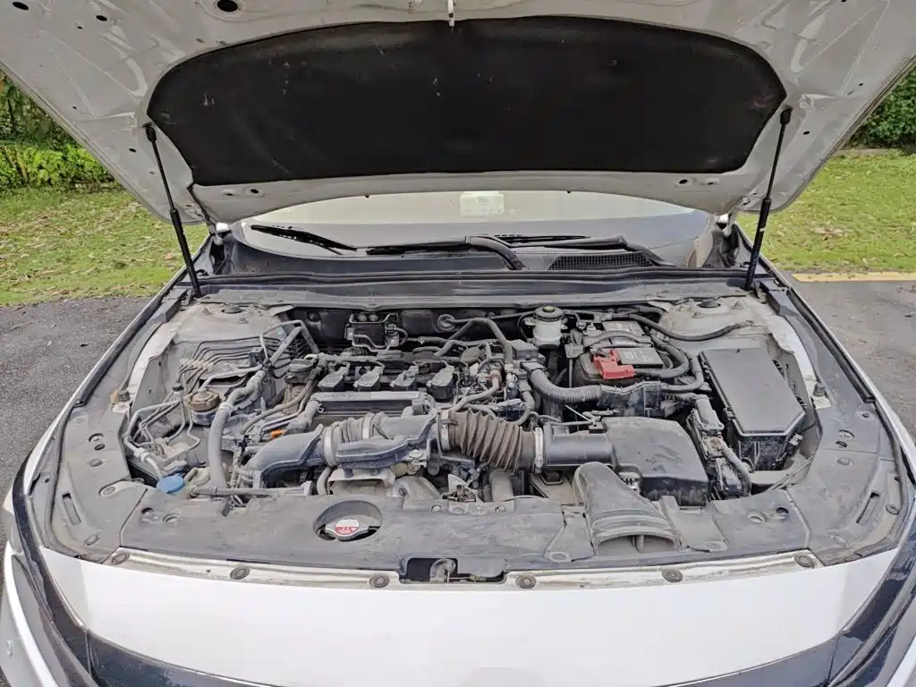 Honda Accord — миниатюра 11