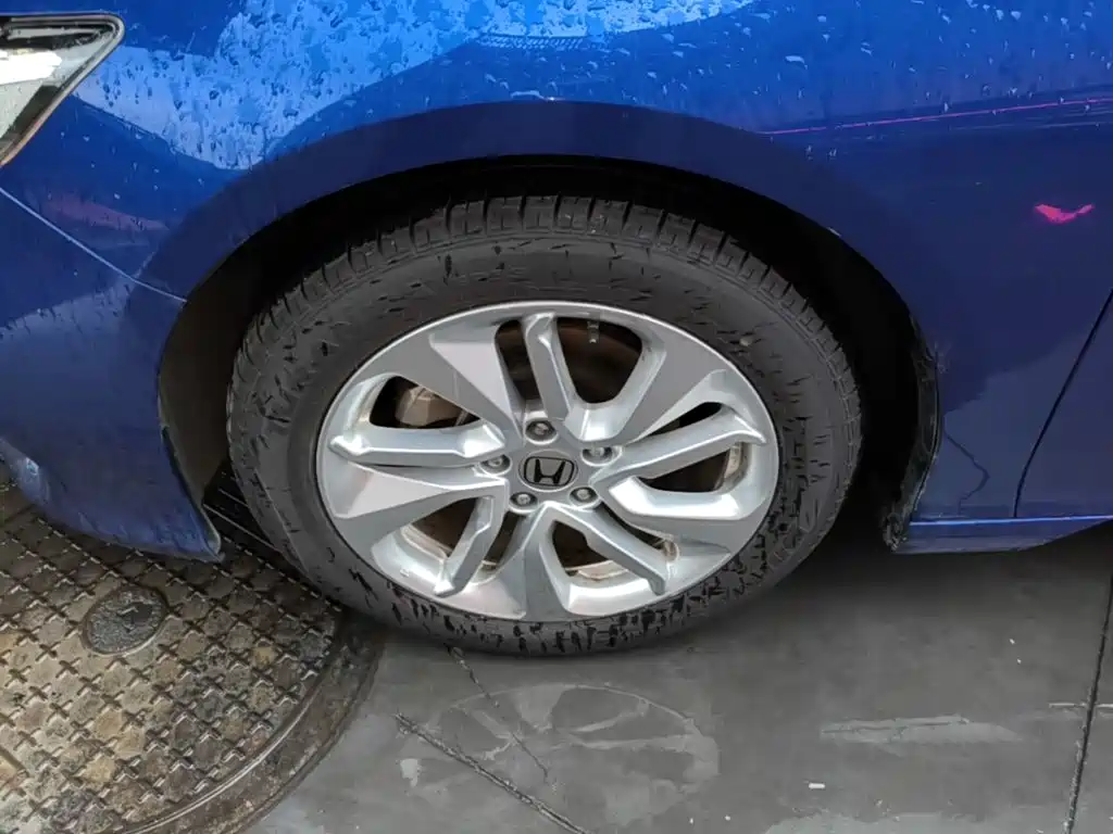 Honda Accord — миниатюра 23